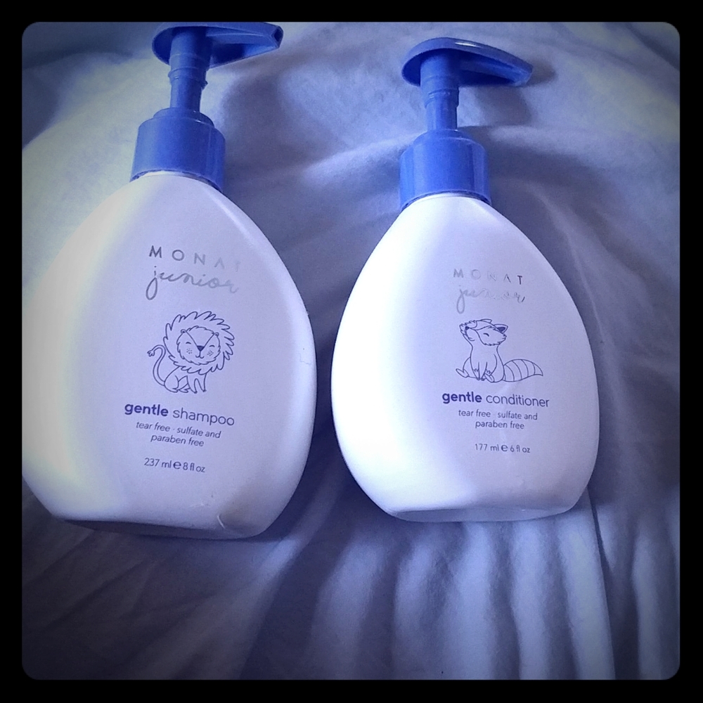 Monat junior line hair care